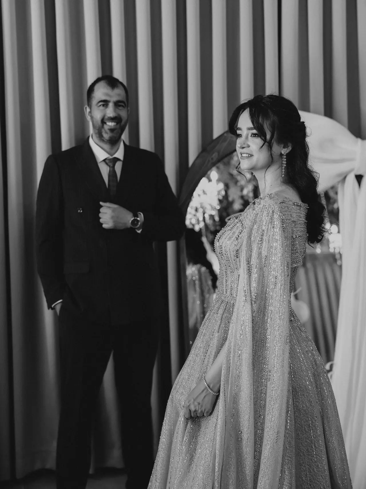 Zarif abiyeli çift